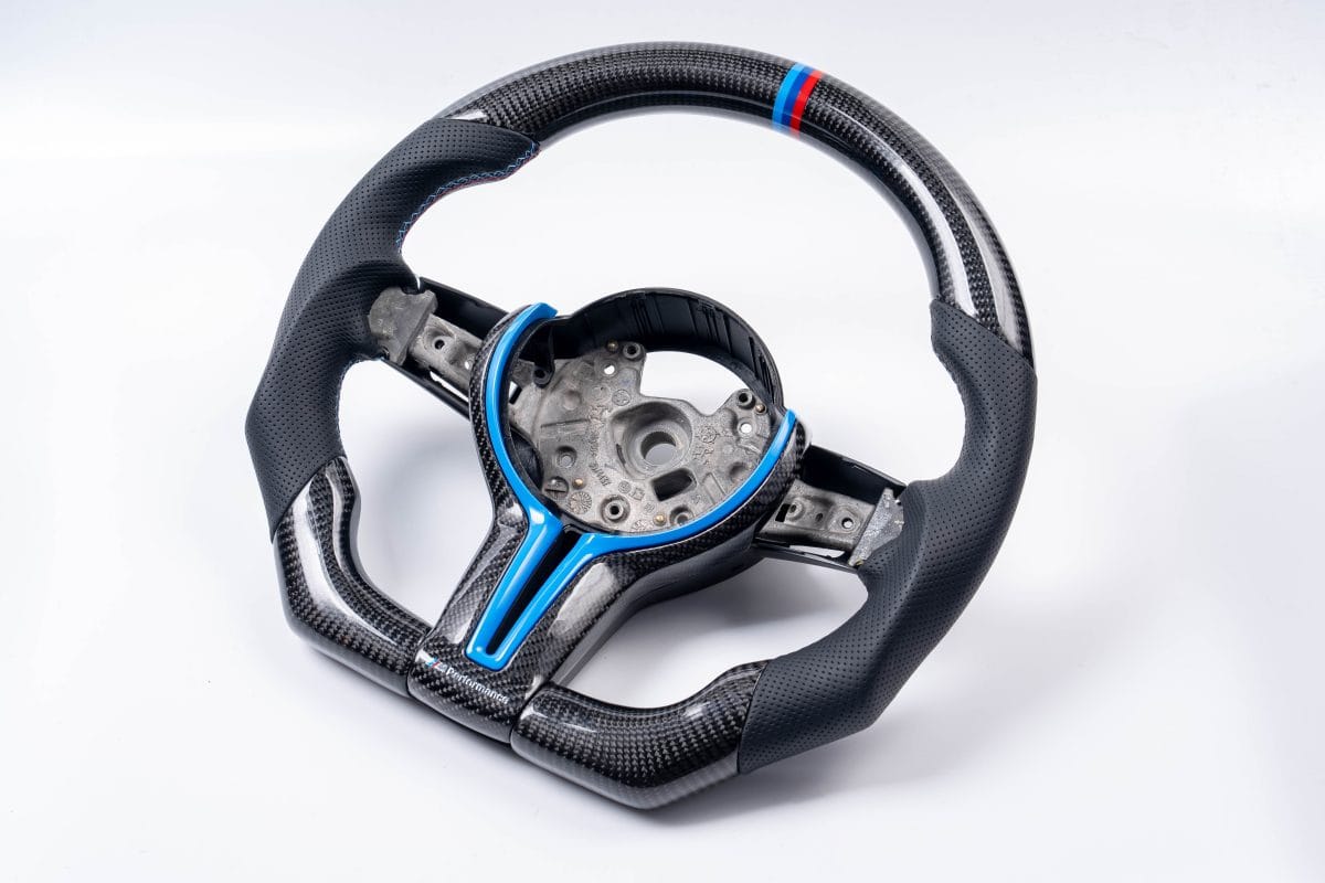 iCarPro BMW F30 F80 F82 F87 carbon fiber steering wheel with blue cover side view