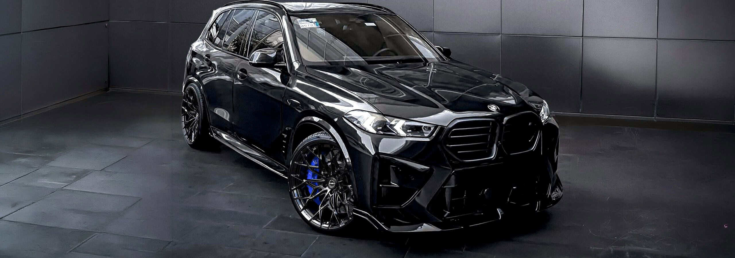 BMW G05 X5 and F95 X5M carbon fiber upgrade parts